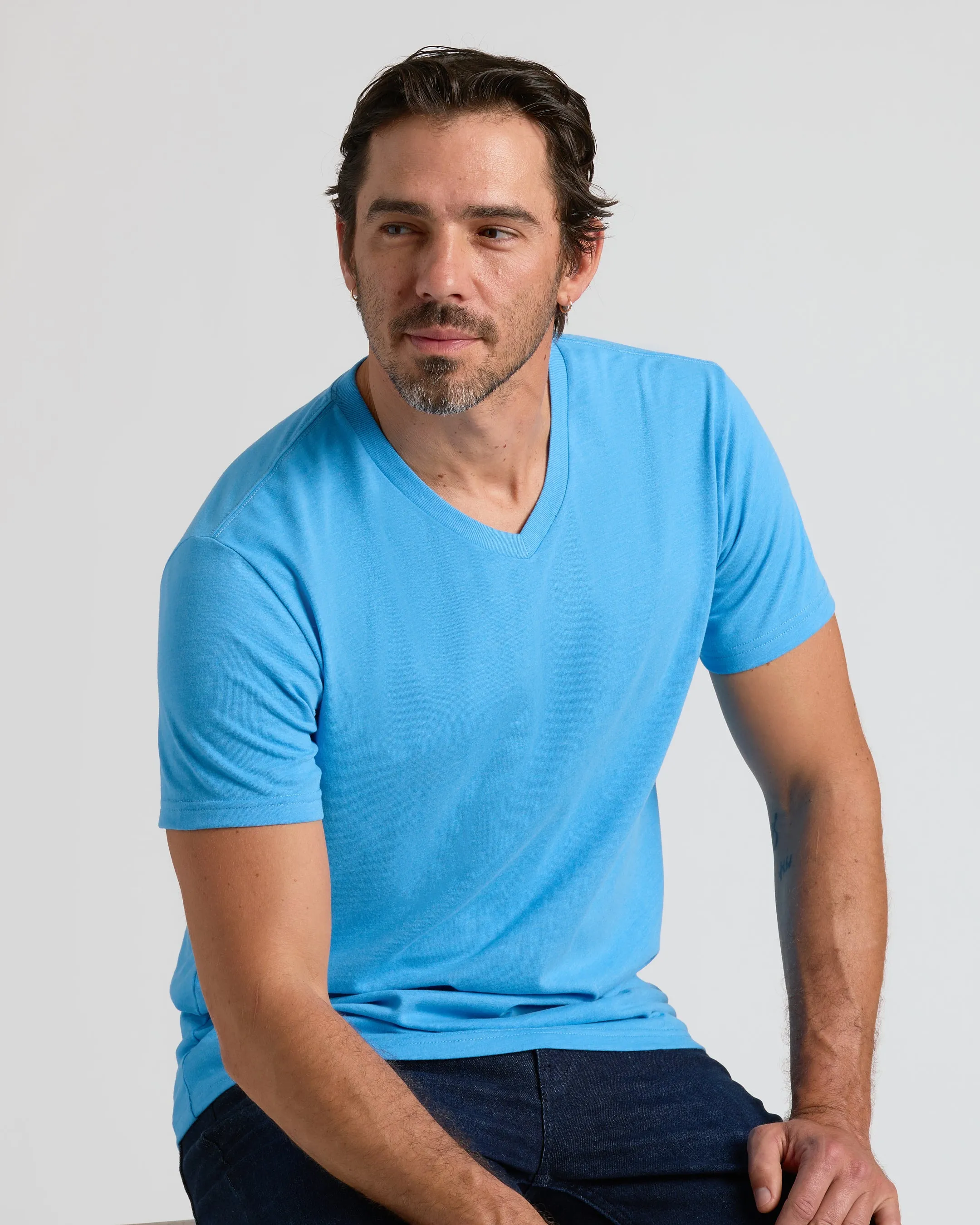 Dark Heather Bahama Blue Classic V-Neck sold by True Classic product image thumbnail 4