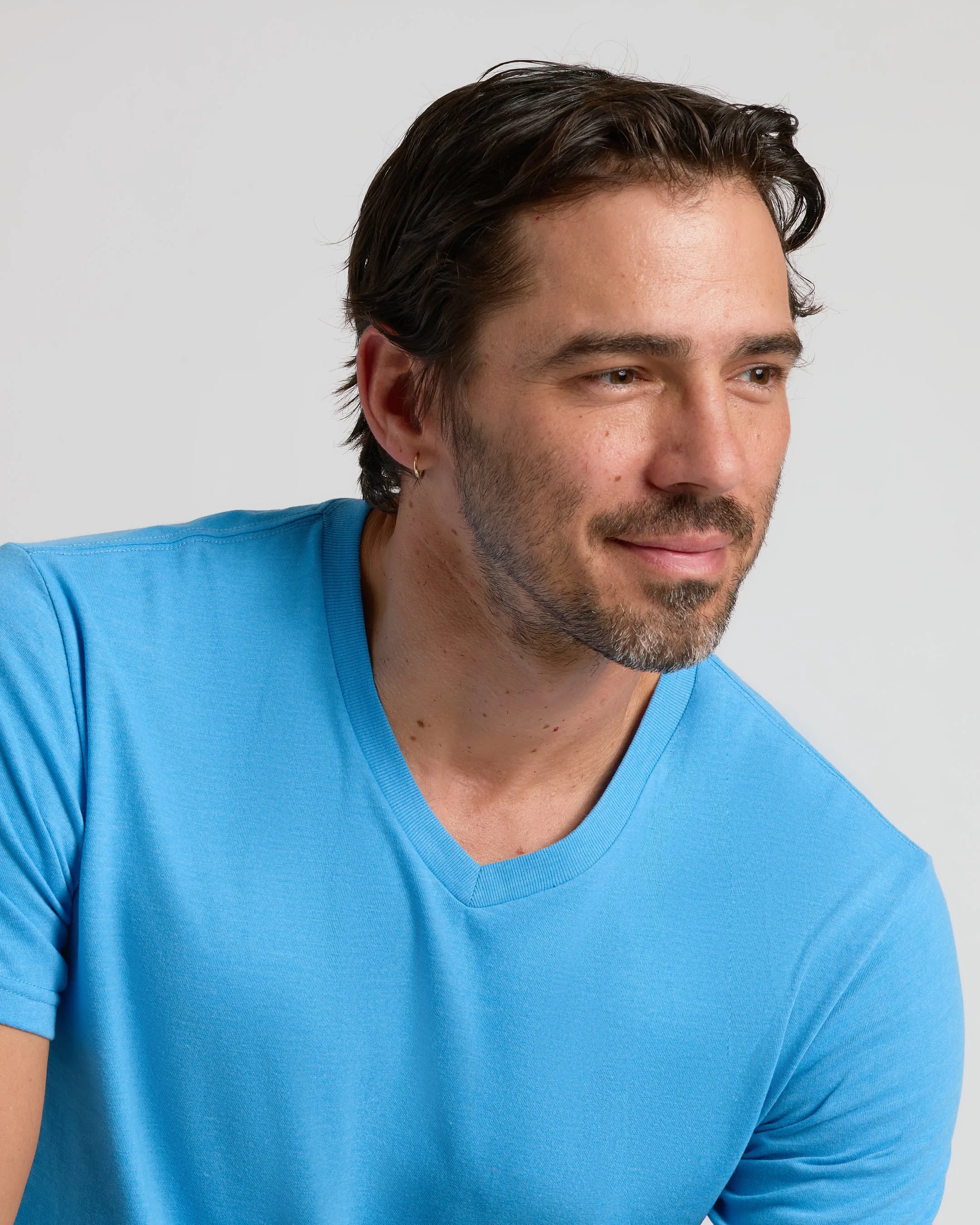 Dark Heather Bahama Blue Classic V-Neck sold by True Classic product image thumbnail 5