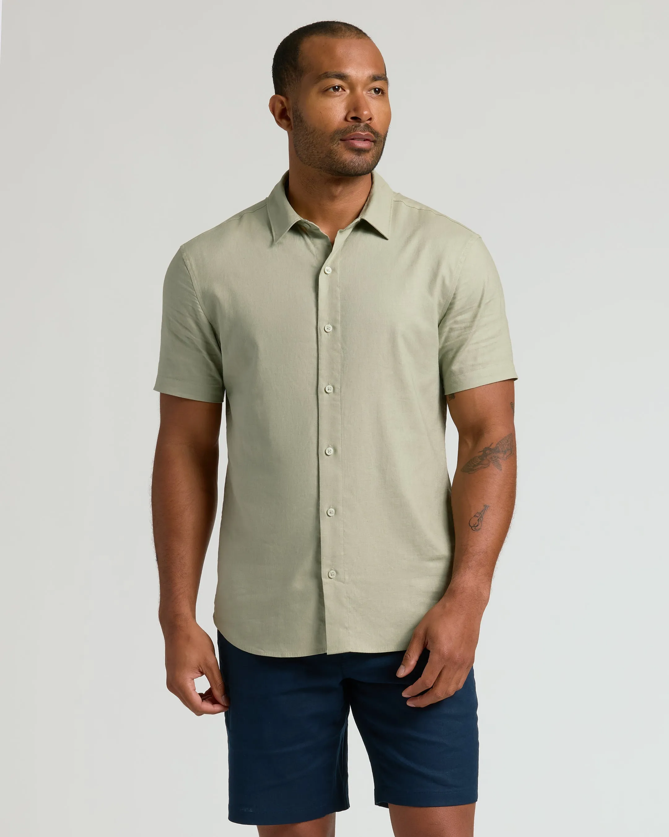 The Staple Short Sleeve Linen Shirt 3-Pack sold by True Classic product image thumbnail 4