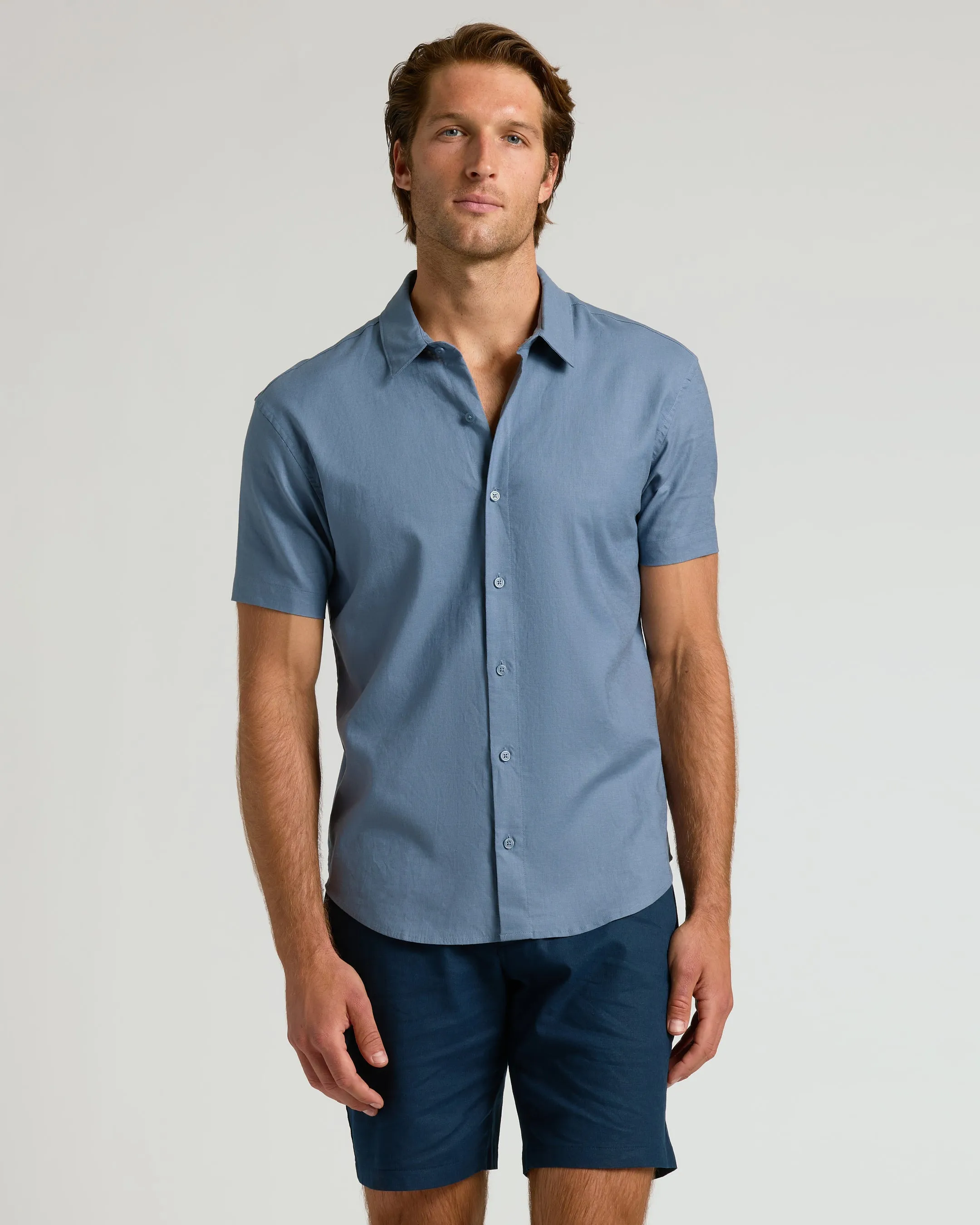 The Standard Short Sleeve Linen Shirt 3-Pack sold by True Classic product image thumbnail 3