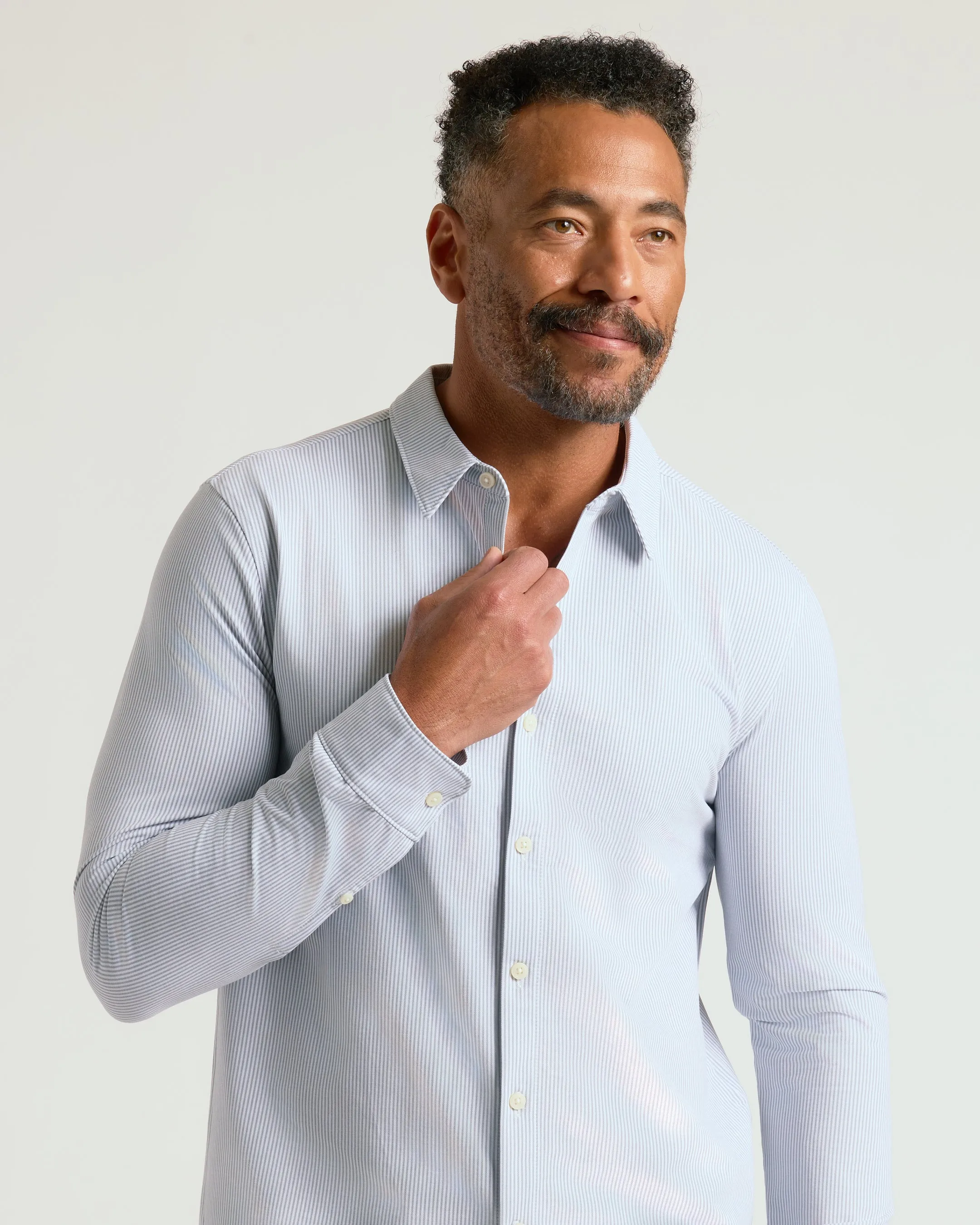 Long Sleeve Stretch Oxford 3-Pack sold by True Classic product image thumbnail 5