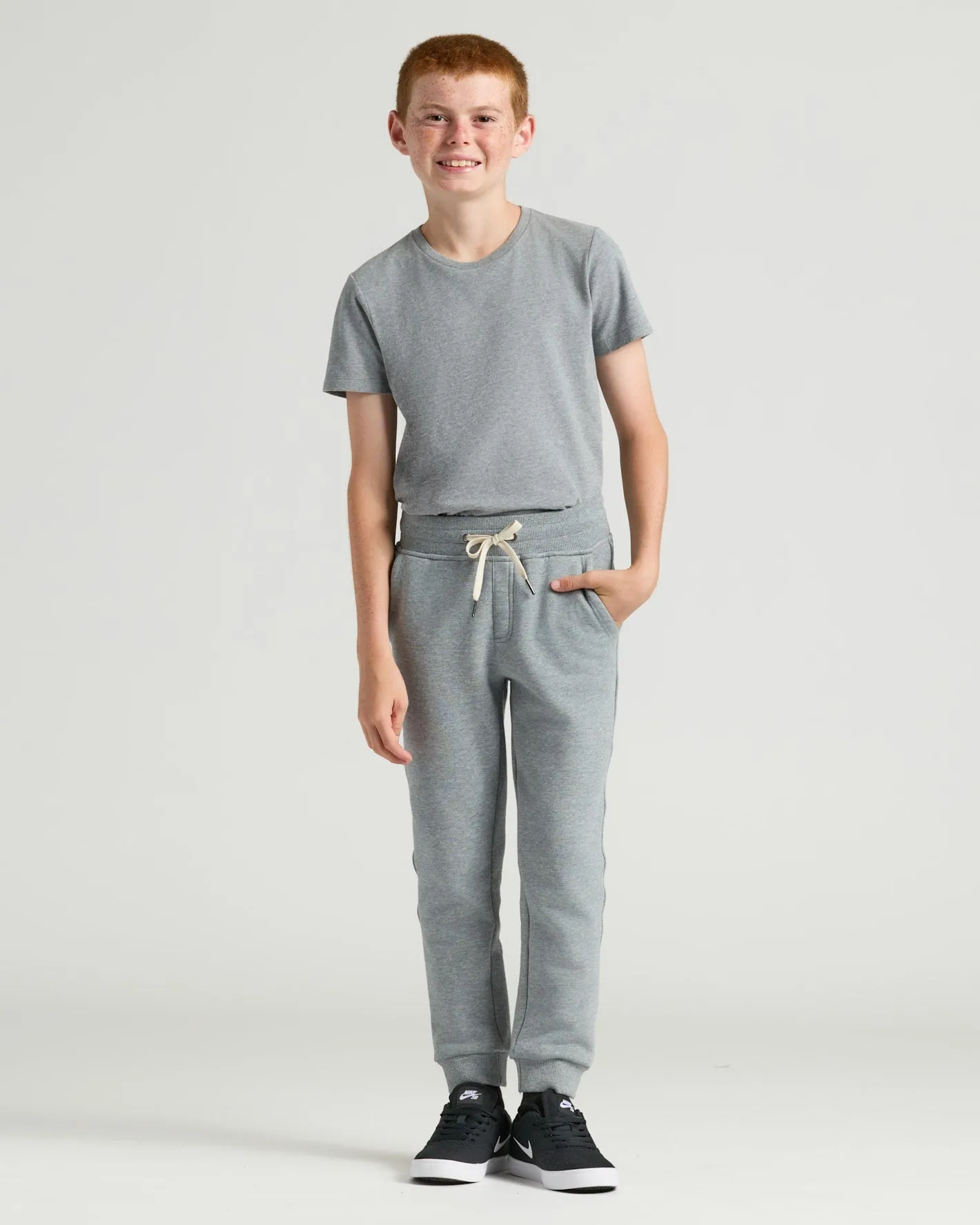 Boys' Medium Heather Gray Fleece Jogger sold by True Classic product image thumbnail 5