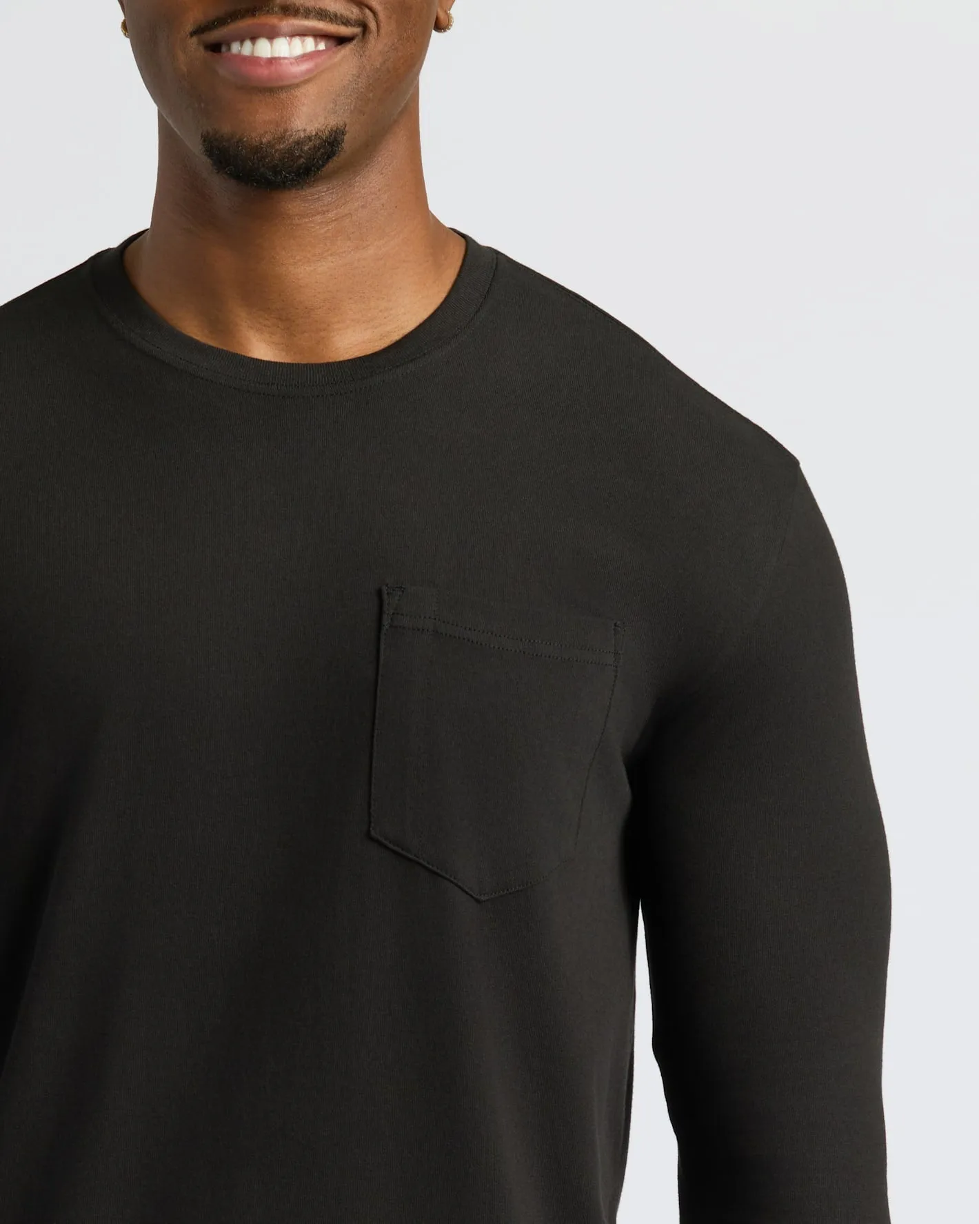 Black Tall Heavyweight Long Sleeve Pocket Crew 4-Pack sold by True Classic product image thumbnail 5