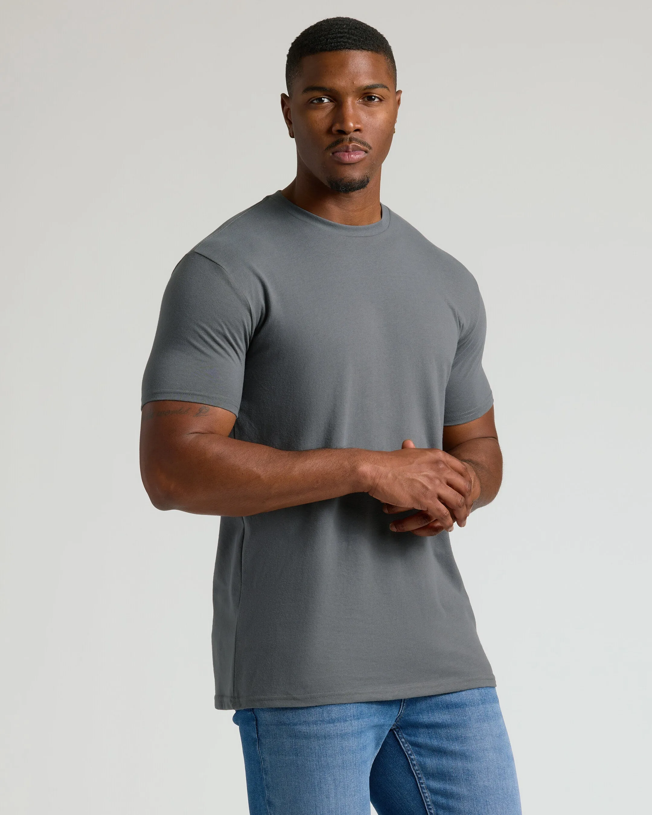 Tall Straight Hem T-Shirt 6-Pack sold by True Classic product image thumbnail 3