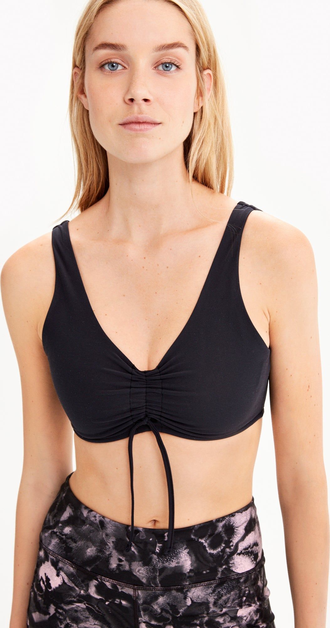 Studio Bra - Women's|-|Brassière Studio - Femme sold by Altitude Sports product image thumbnail 2