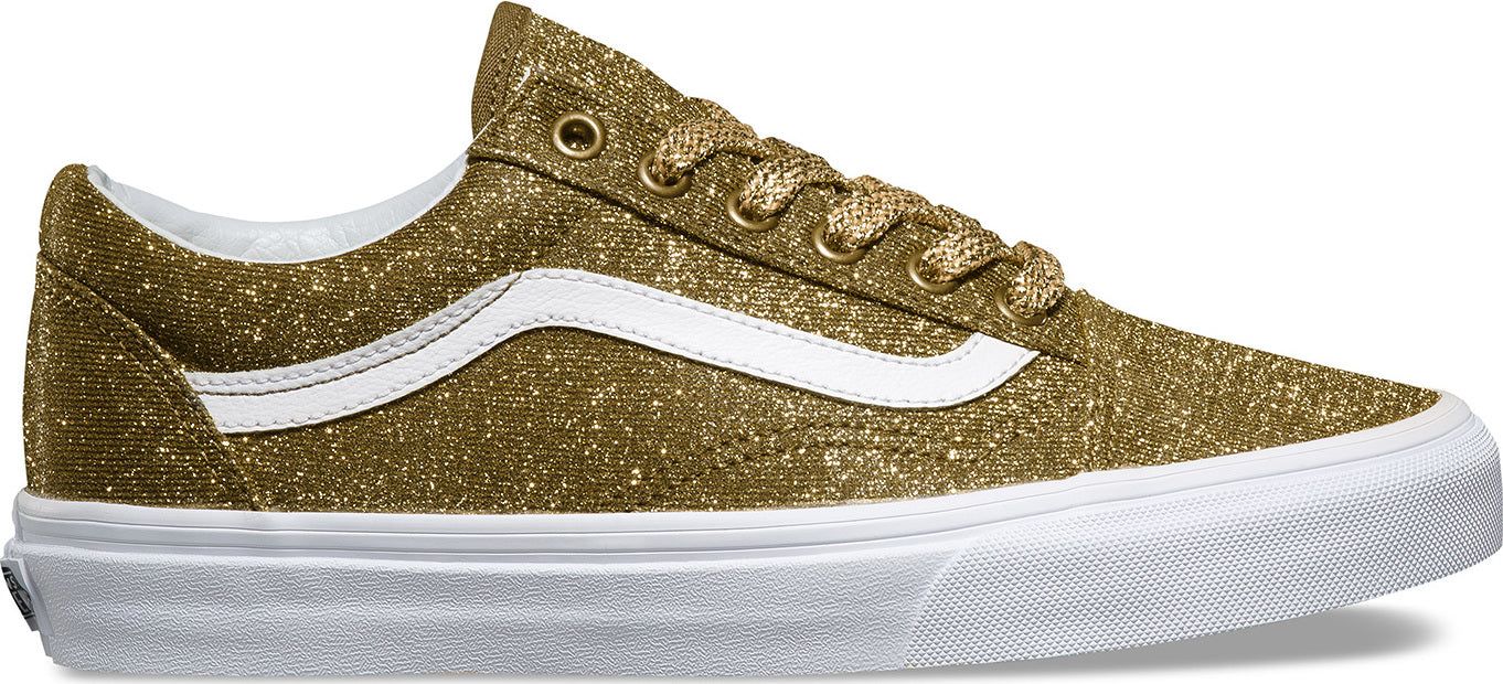 Unisex Old Skool Shoes|-|Chaussures Old Skool Unisexe sold by Altitude Sports