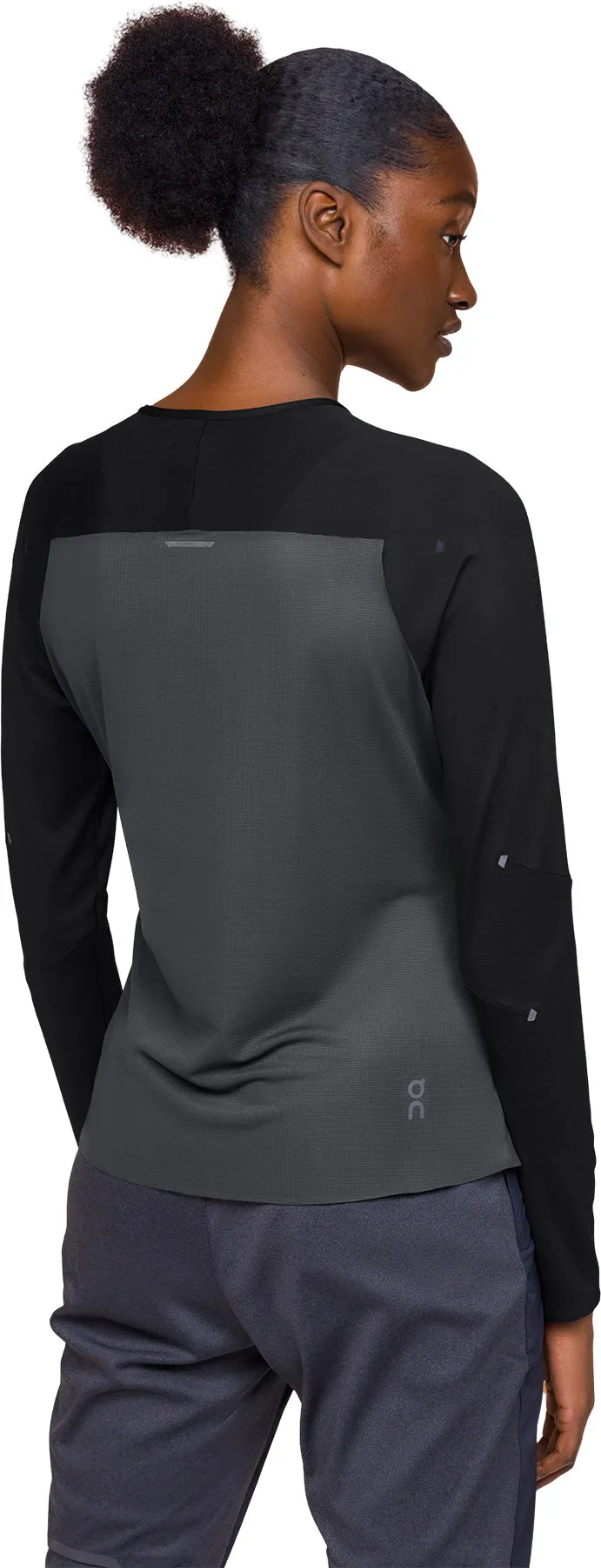 Performance Long Sleeve T-Shirt - Women's|-|T-shirt à manches longues Performance - Femme sold by Altitude Sports product image thumbnail 4