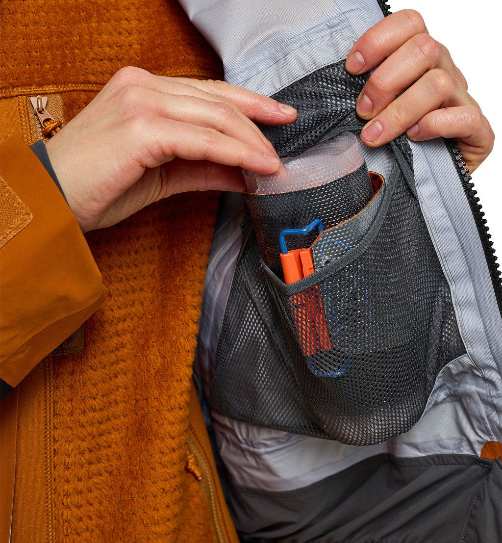 Vassi Gtx Jacket - Women's|-|Manteau Gtx Vassi - Femme sold by Altitude Sports product image thumbnail 12