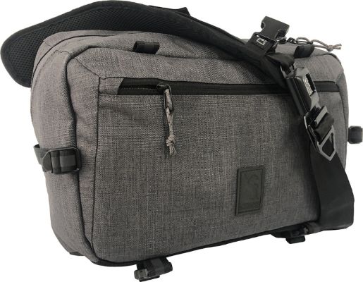 Kadet Max Crossbody Bag 15L|-|Sac à bandoulière Kadet Max 15L sold by Altitude Sports