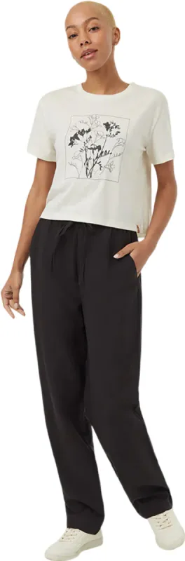 Floral Crop T-Shirt - Women's|-|T-shirt écourté fleuri - Femme sold by Altitude Sports