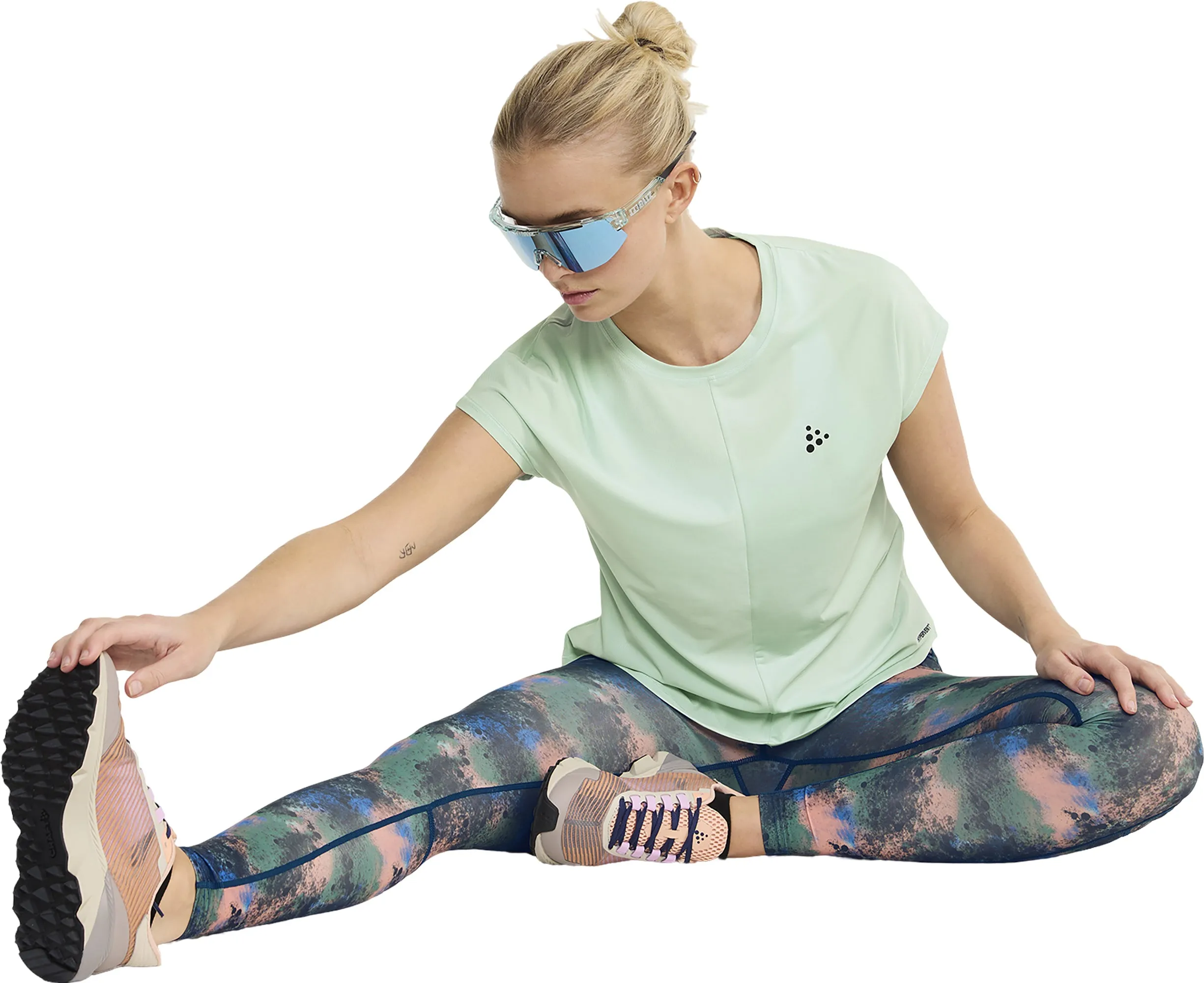 Core Essence Short Sleeve T-Shirt - Women's|-|T-shirt à manches courtes Core Essence - Femme sold by Altitude Sports product image thumbnail 5