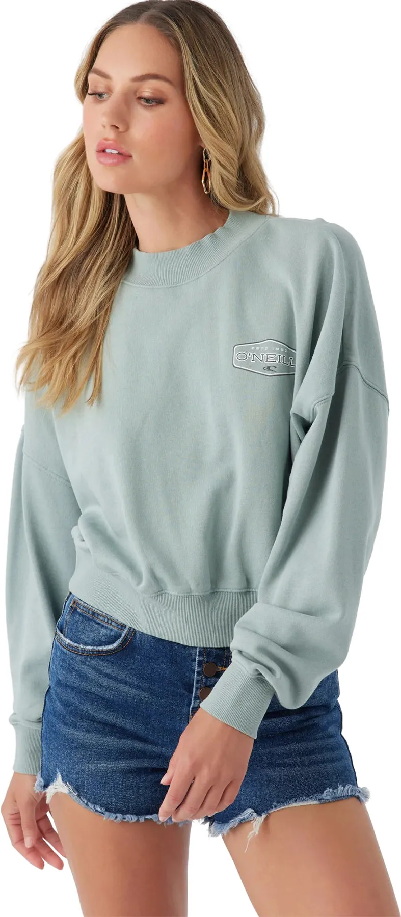 Moment Crop Crew Neck Sweatshirt - Women's|-|Chandail en molleton écourté à col rond Moment - Femme sold by Altitude Sports