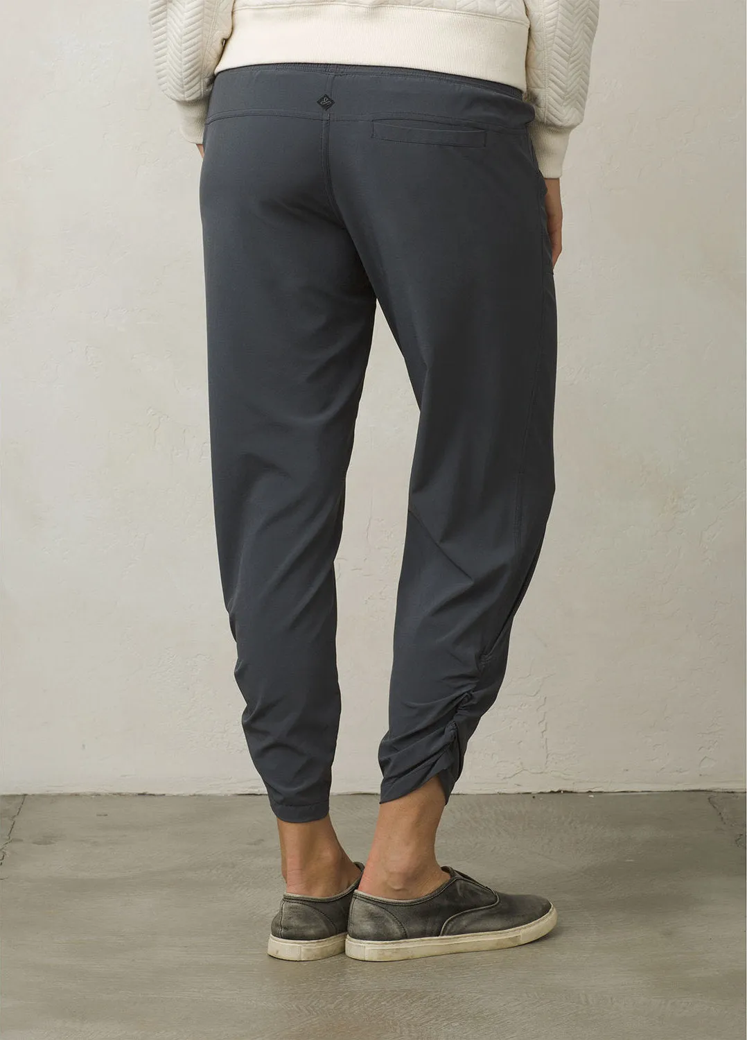 Women's Midtown Capri|-|Capri Midtown Femme sold by Altitude Sports product image thumbnail 2