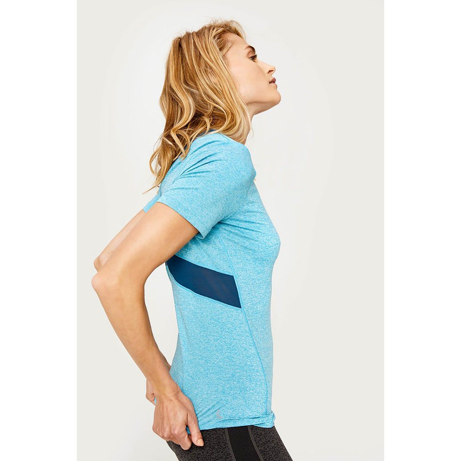 Women's Cardio Top|-|Haut Cardio Femme sold by Altitude Sports product image thumbnail 3