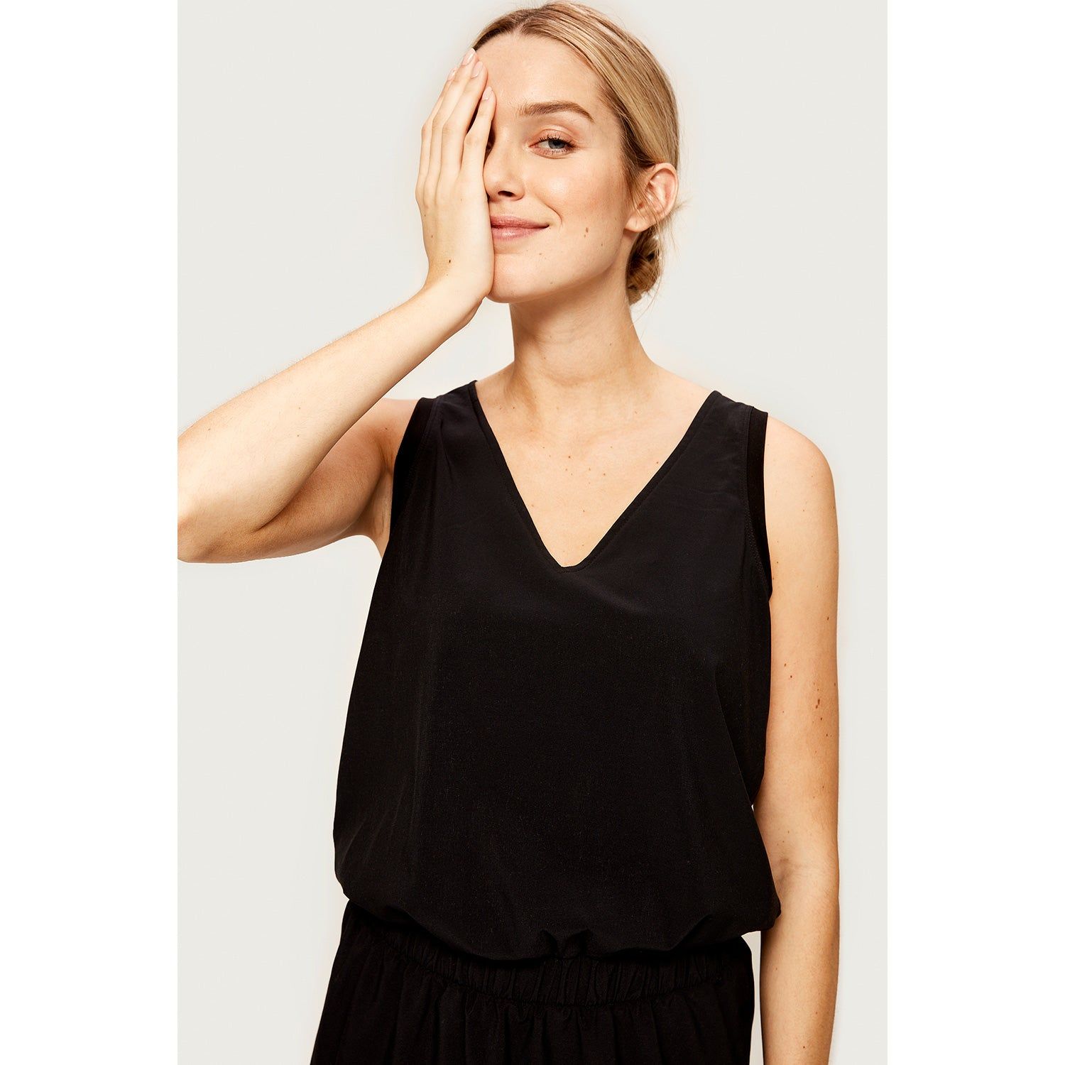 Women's Paisley 2 Dress|-|Robe Paisley 2 Femme sold by Altitude Sports product image thumbnail 4