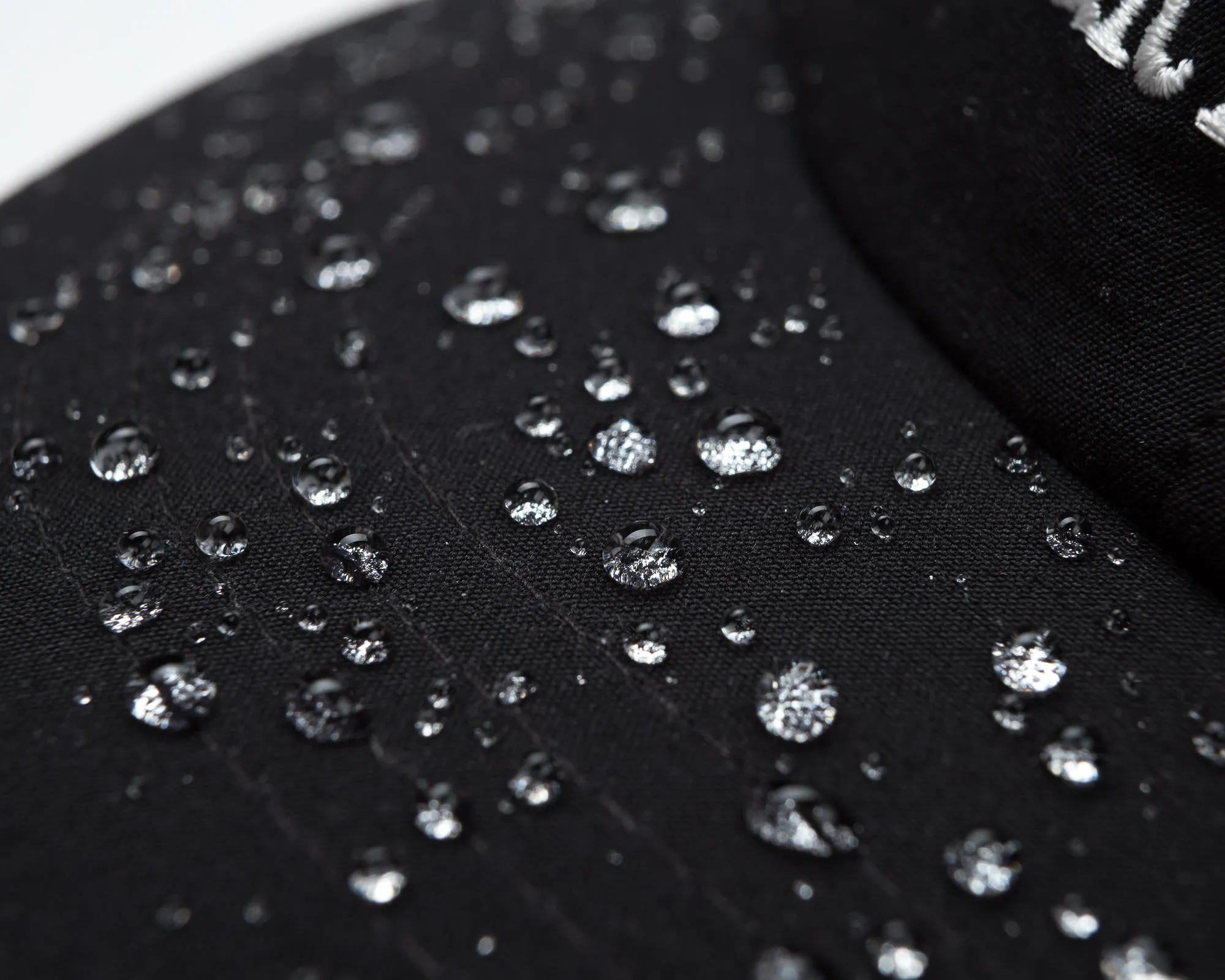 PeaceShell Running Cap - Men's|-|Casquette de course PeaceShell - Homme sold by Altitude Sports product image thumbnail 5