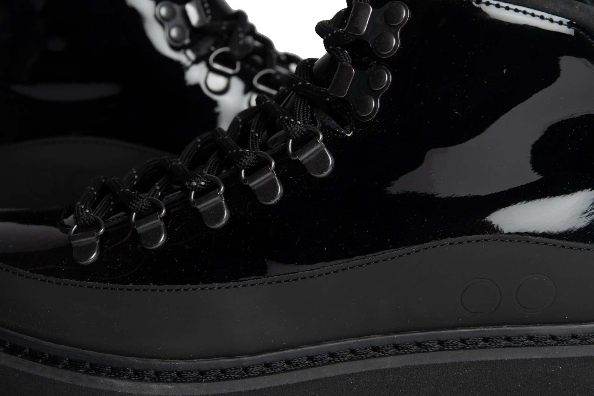 Hiking Core Cap Patent Leather Lined Boots - Women's|-|Bottes de randonnée doublées en cuir verni Core Cap - Femme sold by Altitude Sports product image thumbnail 3