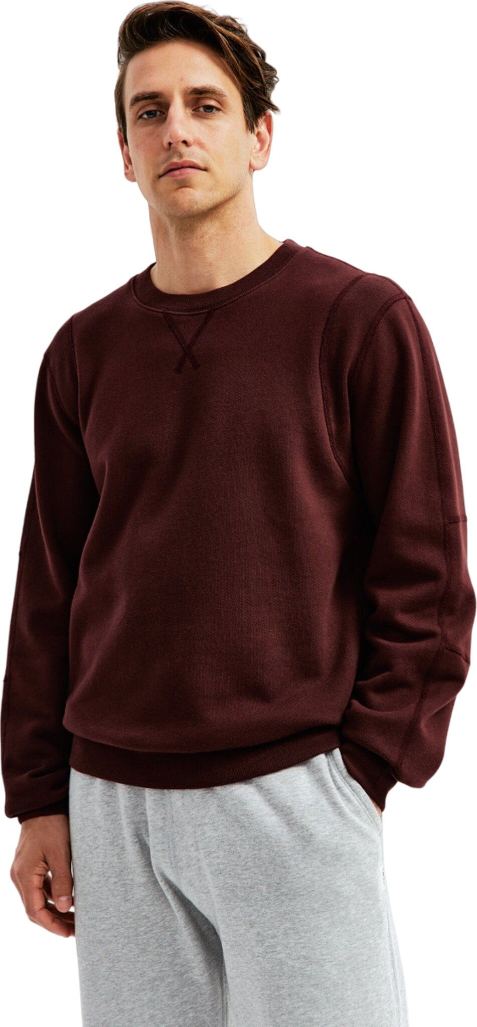 Midweight Fleece Classic Crewneck - Men's|-|Chandail à col rond poids moyen en molleton Classic - Homme sold by Altitude Sports product image thumbnail 4