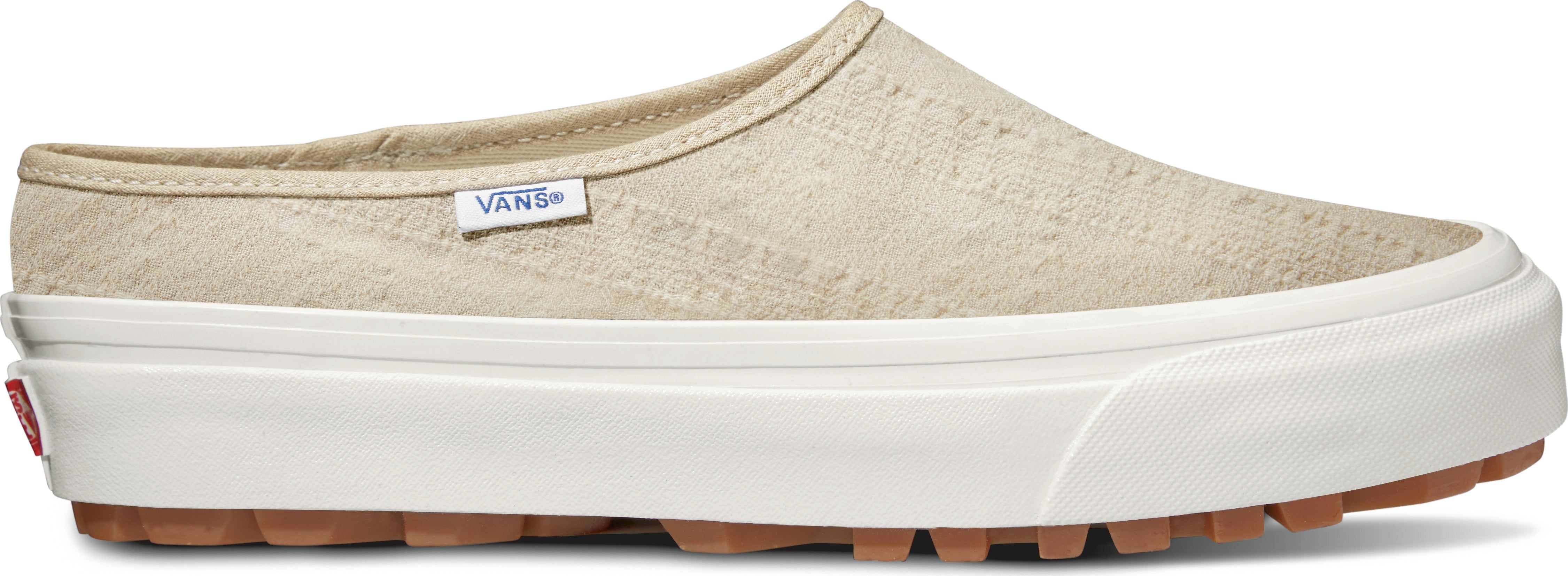 Style 17 DX Shoes - Unisex|-|Chaussures Style 17 DX Unisexe sold by Altitude Sports