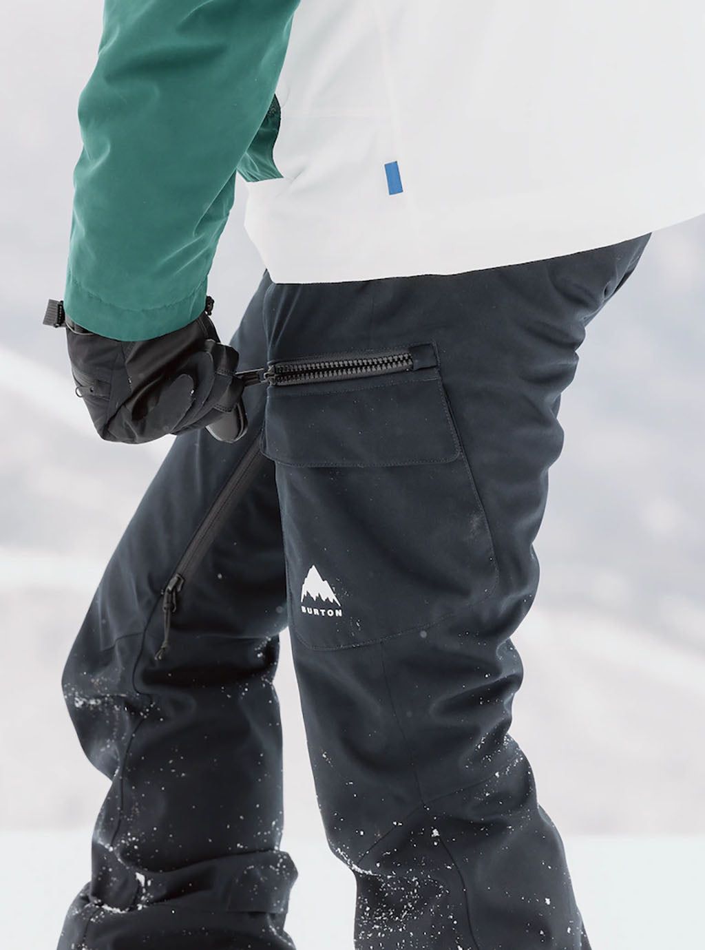 Gloria Stretch 2L Short Pant - Women's|-|Pantalon court Gloria Stretch 2L - Femme sold by Altitude Sports product image thumbnail 5