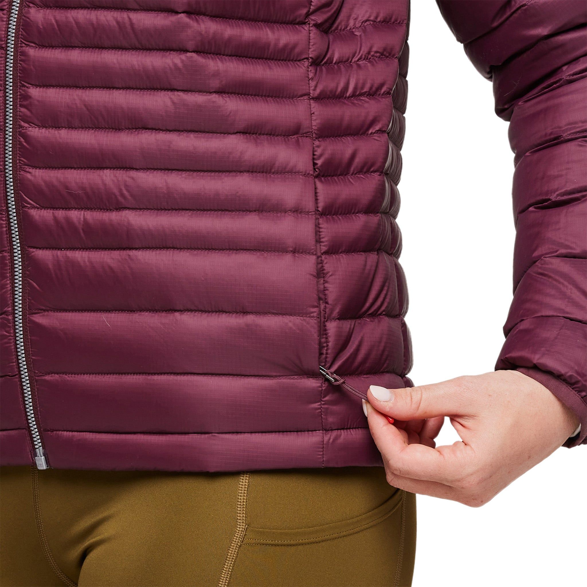 Fuego Plus Size Down Hooded Colorblock Jacket - Women's|-|Manteau couleurs contrastantes à capuchon en duvet grande taille Fuego - Femme sold by Altitude Sports product image thumbnail 4