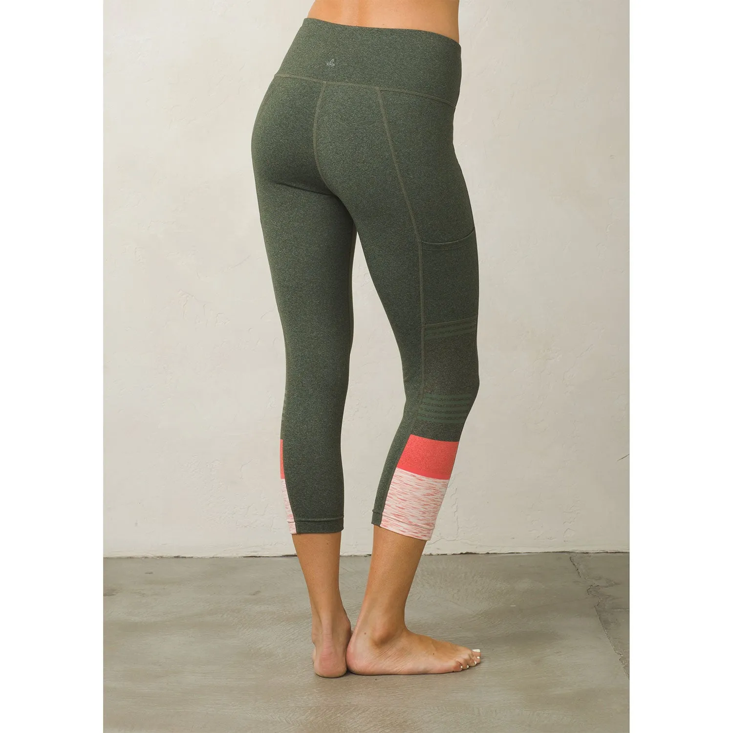 Women's Borra Pocket Capri|-|Capri Borra Pocket Femme sold by Altitude Sports product image thumbnail 5