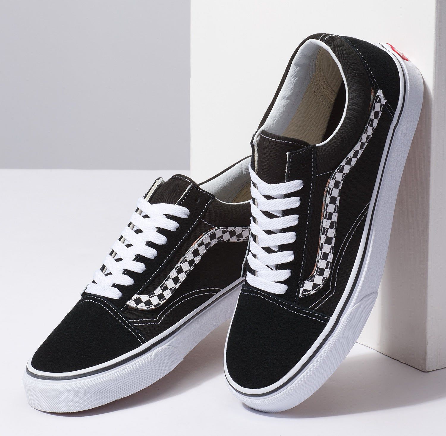 Unisex Old Skool Shoe|-|Chaussures Old Skool Unisexe sold by Altitude Sports product image thumbnail 4