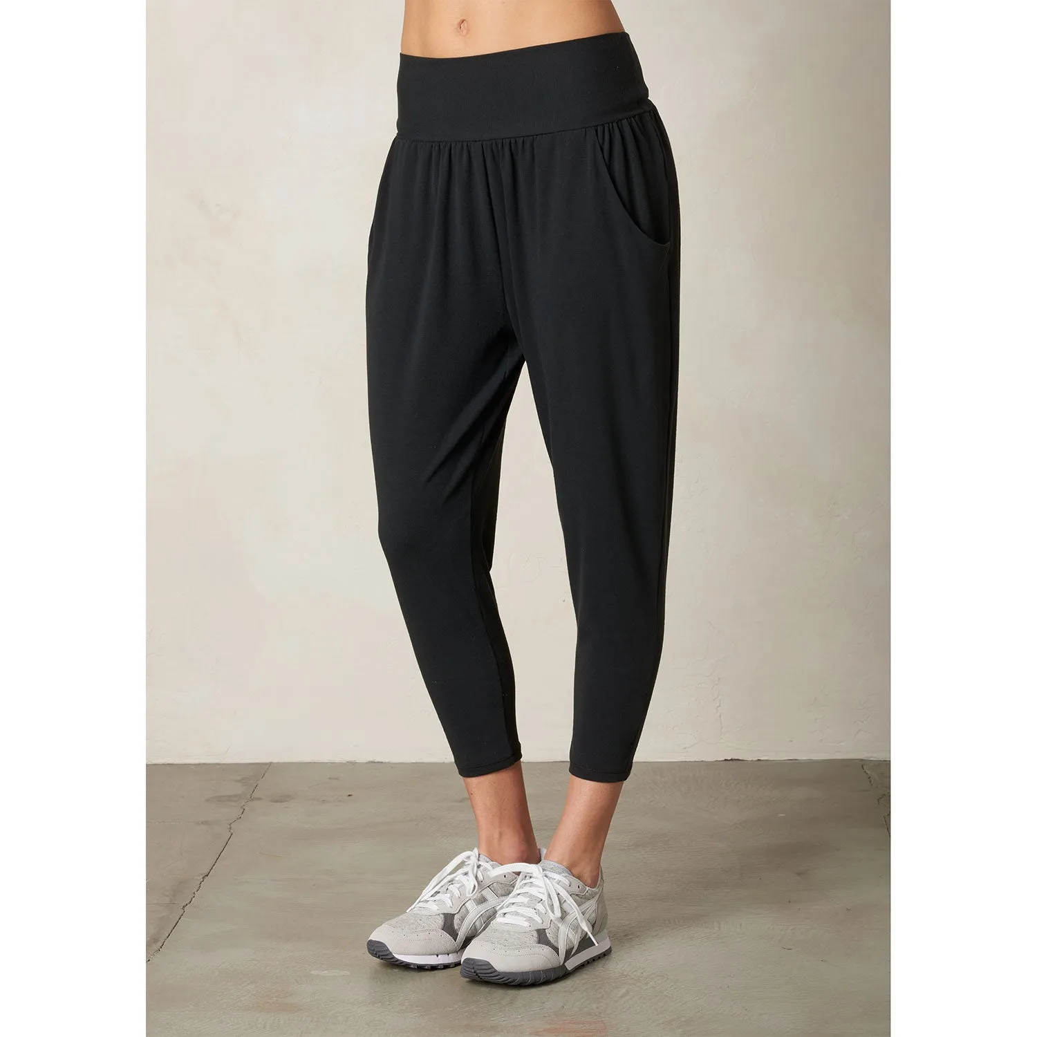 Women's Ryley Crop pant|-|Pantalon court Ryley Femme sold by Altitude Sports product image thumbnail 2