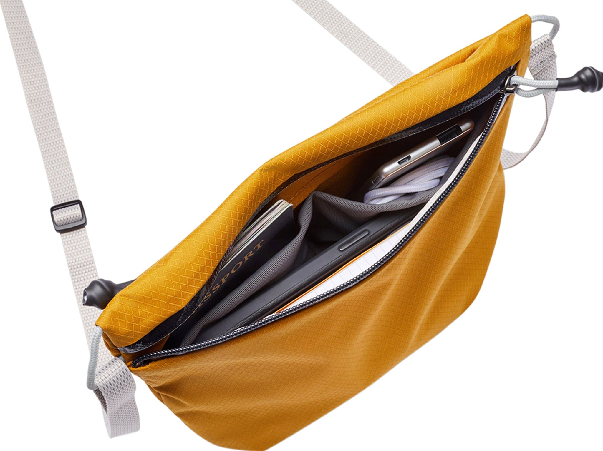 Lite Sacoche 3.5L|-|Sac à bandoulière Lite 3.5L sold by Altitude Sports product image thumbnail 4