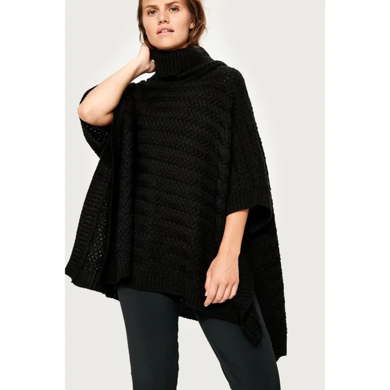 Women's Knitwear Poncho|-|Poncho en tricot Femme sold by Altitude Sports