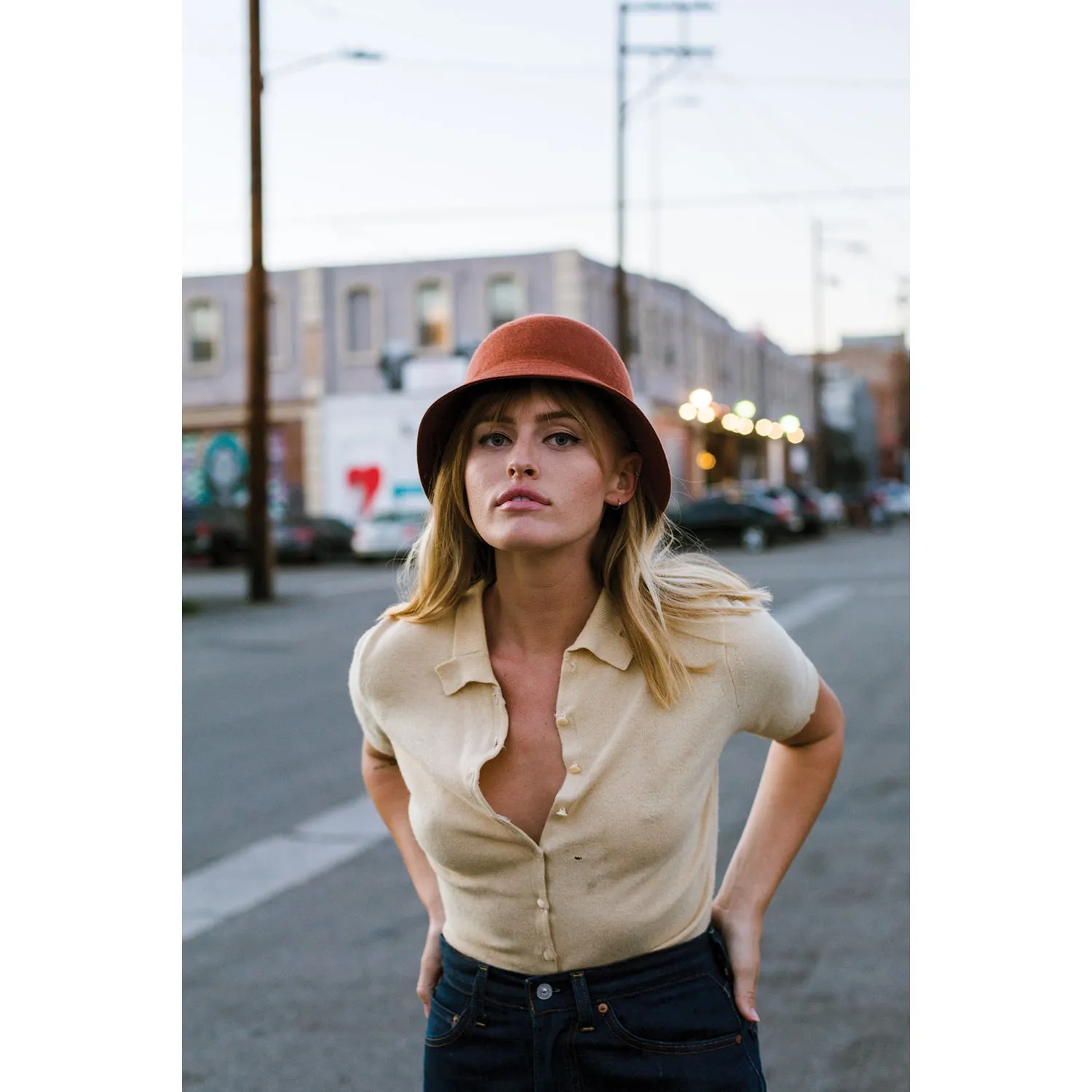 Women's Essex Bucket Hat|-|Chapeau Essex Bucket Femme sold by Altitude Sports product image thumbnail 2