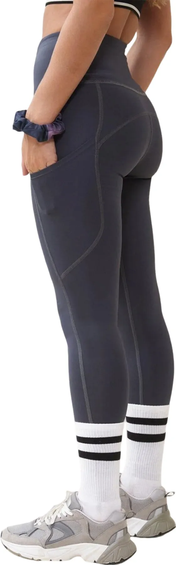 Everyday Legging with Pockets - Women's|-|Legging tous les jours avec poches - Femme sold by Altitude Sports product image thumbnail 4