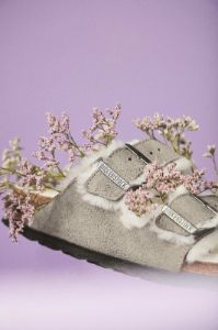 Arizona Shearling Suede Leather Sandals - Unisex|-|Sandales Arizona Shearling Suède - Unisexe sold by Altitude Sports