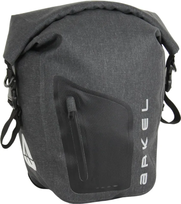 Orca Waterproof Pannier 45L|-|Sacoche de vélo étanche Orca 45L sold by Altitude Sports