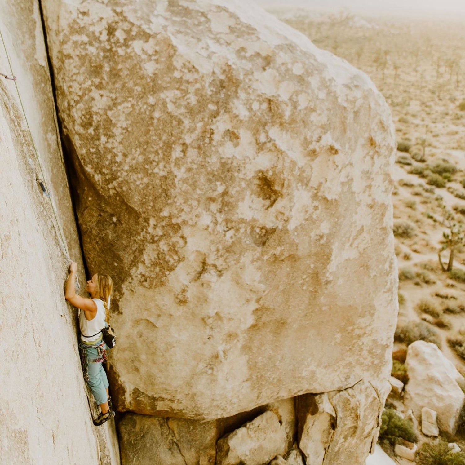 Women's Military Tank|-|Débardeur Military Femme sold by Altitude Sports product image thumbnail 2