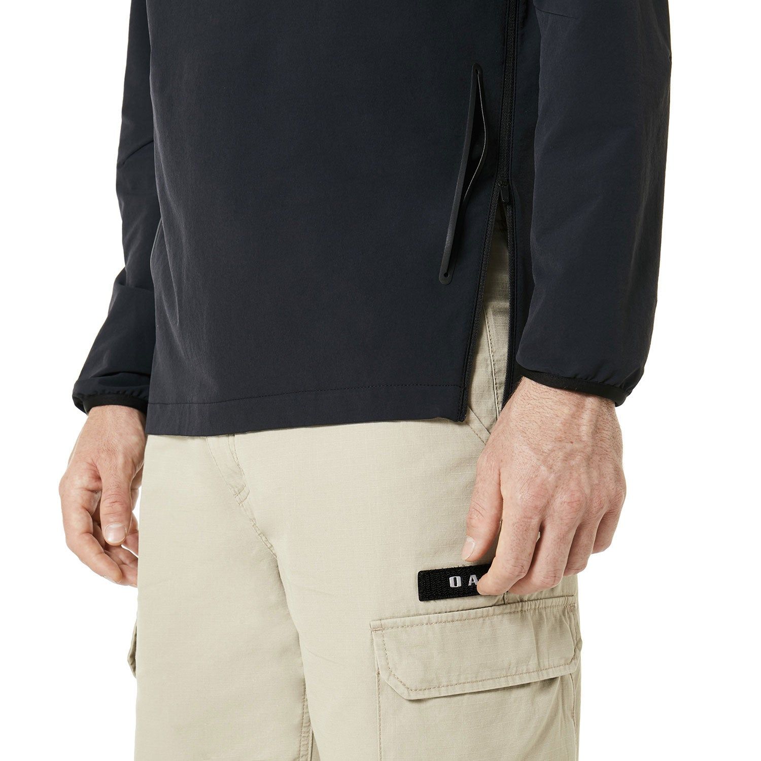 Men's Utility Hooded Ls Tee|-|T-shirt à capuchon et manches longues Utility Homme sold by Altitude Sports product image thumbnail 3