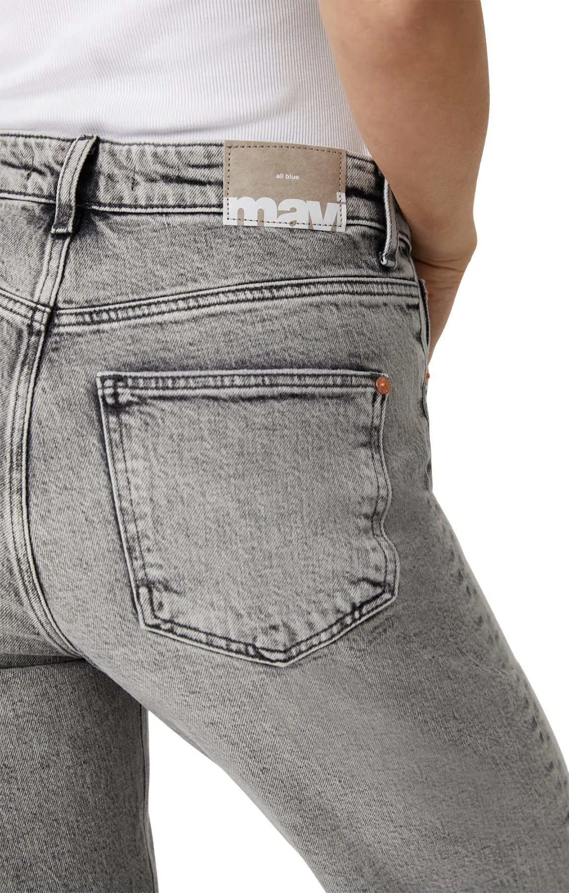 Savannah Straight Leg Jeans - Women's|-|Jean à jambe droite Savannah - Femme sold by Altitude Sports product image thumbnail 3