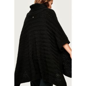 Women's Knitwear Poncho|-|Poncho en tricot Femme sold by Altitude Sports