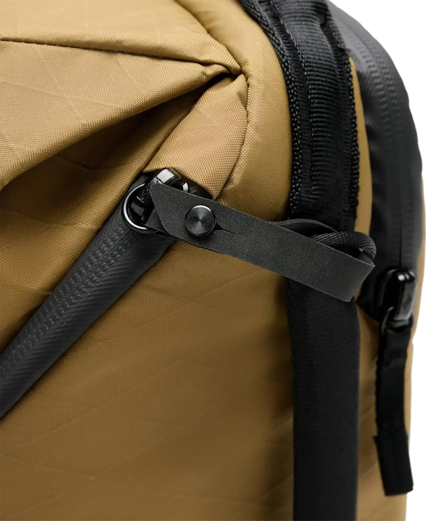 Everyday Backpack V2 30L|-|Sac à dos Everyday V2 30L sold by Altitude Sports product image thumbnail 4