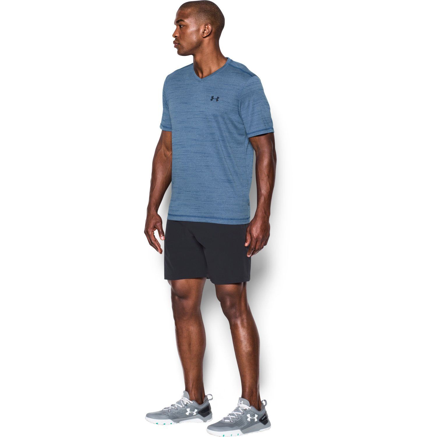 Men's Tech V-Neck T-Shirt|-|T-Shirt à encolure en V Tech Homme sold by Altitude Sports product image thumbnail 4