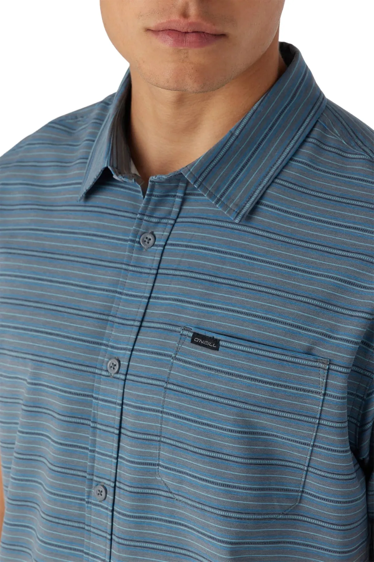 TRVLR UPF Traverse Stripe Short Sleeve Button-Up Shirt - Men's|-|Chemise boutonnée à manches courtes rayée TRVLR UPF Traverse - Homme sold by Altitude Sports product image thumbnail 3