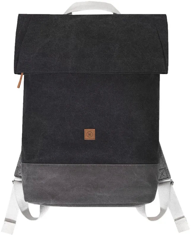 Karlo Backpack - Original Series Patch Carré - Unisex|-|Sac à dos Karlo - Original Series Patch Carré - Unisexe sold by Altitude Sports