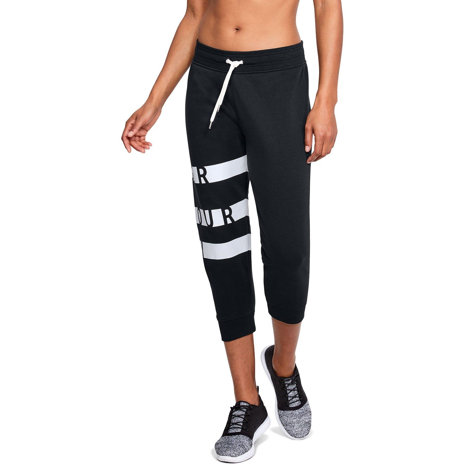Women's Favorite Fleece Graphic Capri|-|Capri à imprimés en polaire Favorite Graphic Femme sold by Altitude Sports product image thumbnail 5