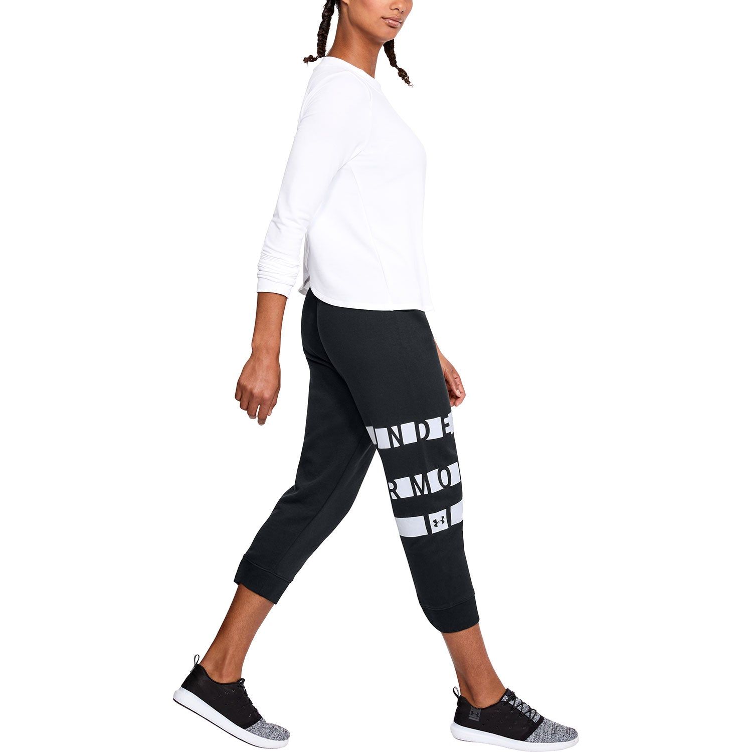 Women's Favorite Fleece Graphic Capri|-|Capri à imprimés en polaire Favorite Graphic Femme sold by Altitude Sports product image thumbnail 2