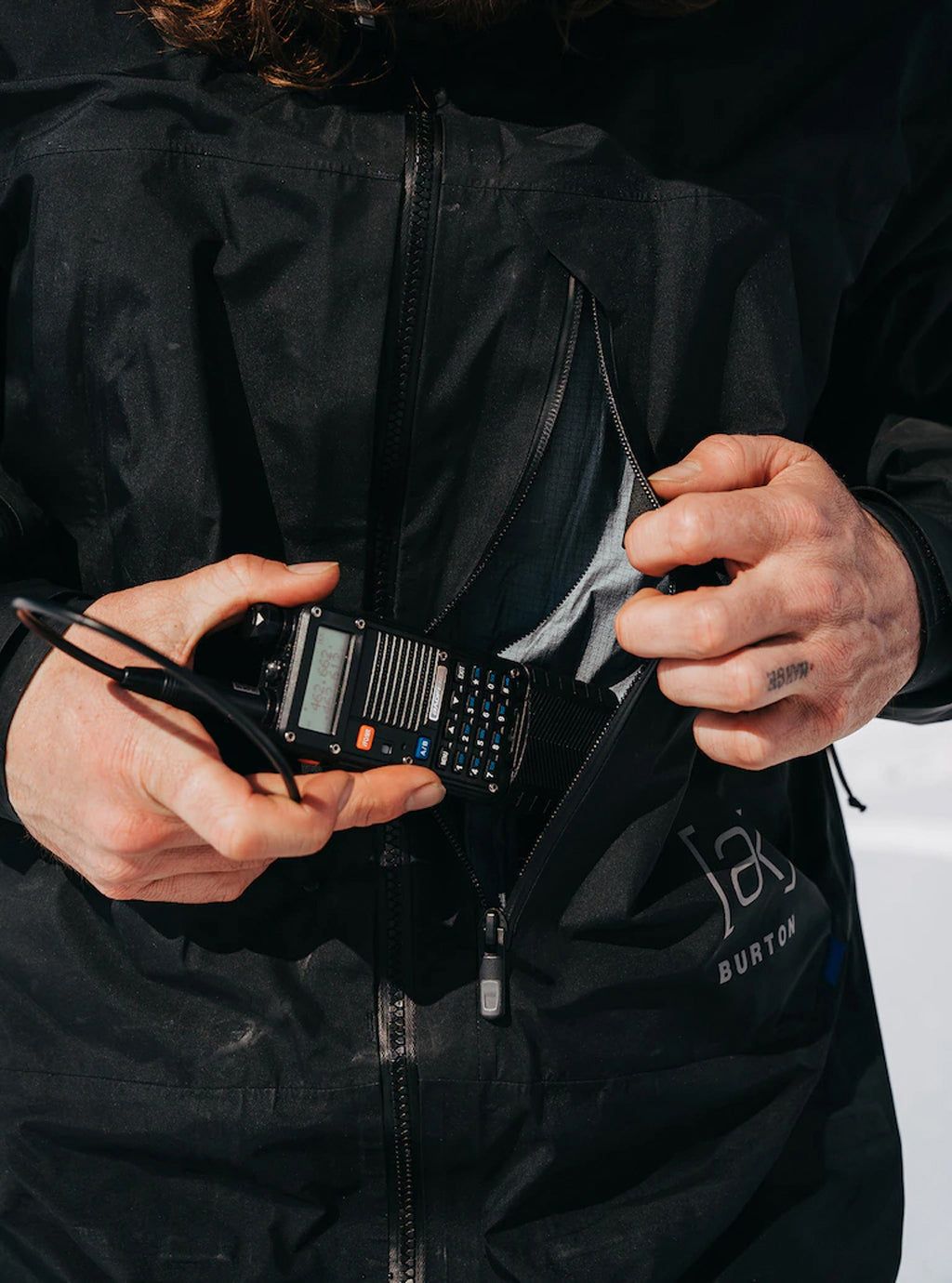 Ak Tusk Gore-Tex Pro 3L Jacket - Men's|-|Manteaux Gore-Tex Pro 3L Ak Tusk - Homme sold by Altitude Sports product image thumbnail 4