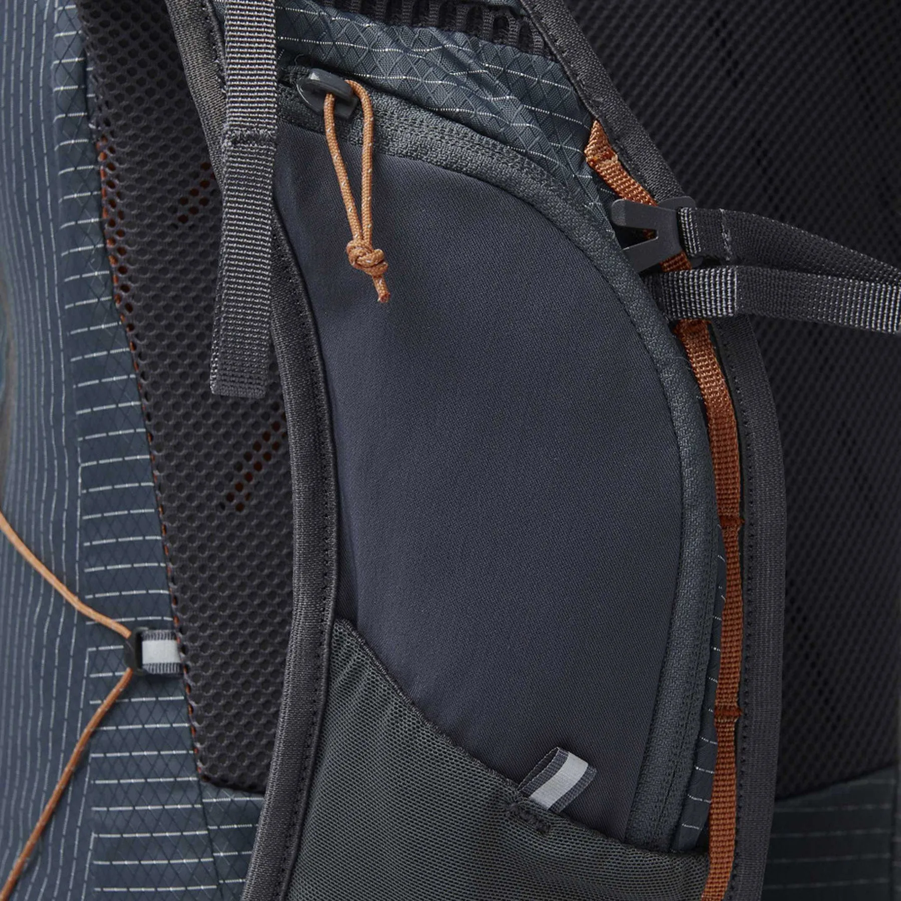 Pursuit Backpack 30L|-|Sac à dos Pursuit 30 L sold by Altitude Sports product image thumbnail 5
