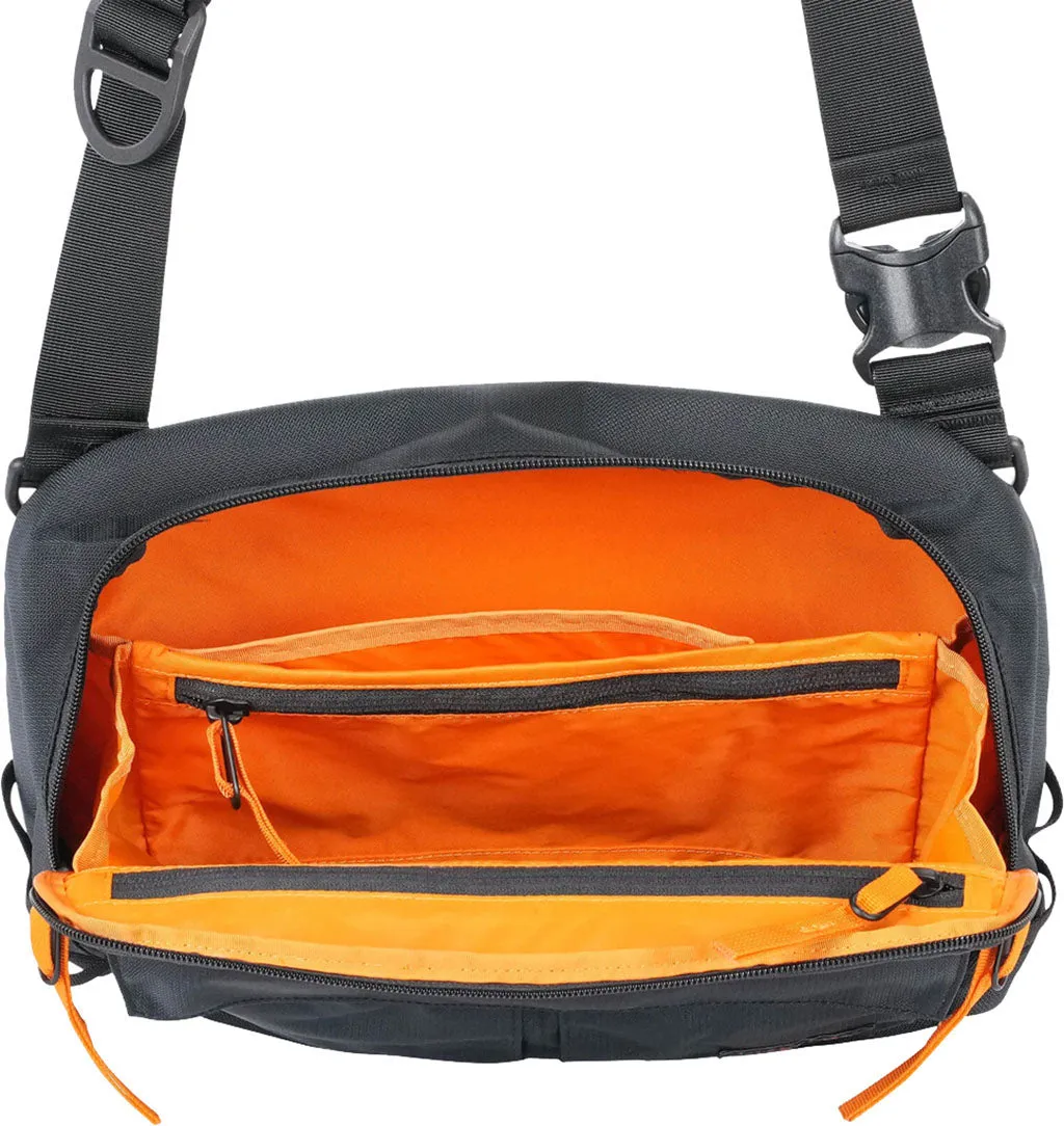 District 8-Splash Messenger Bag - Unisex|-|Sac messager Splash District 8 - Unisexe sold by Altitude Sports product image thumbnail 5