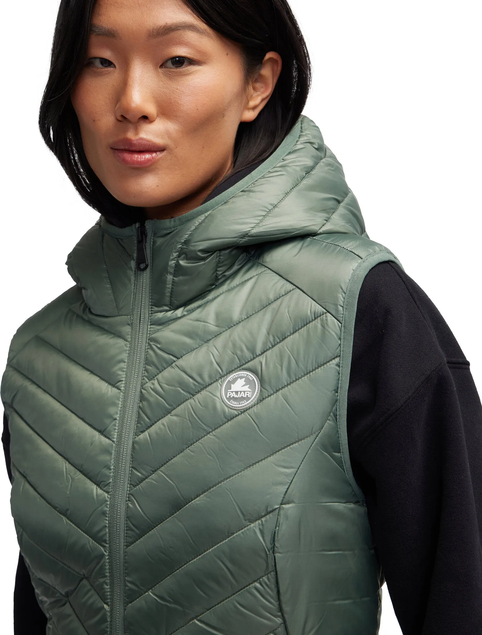 Collette Chevron Quilted Lightweight Puffer Vest with Fixed Hood - Women's|-|Veste matelassé léger à chevrons avec capuchon fixe Collette - Femme sold by Altitude Sports product image thumbnail 4