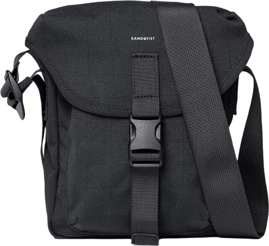 Everyday Crossbody Bag 4L|-|Sac à bandoulière Everyday 4L sold by Altitude Sports