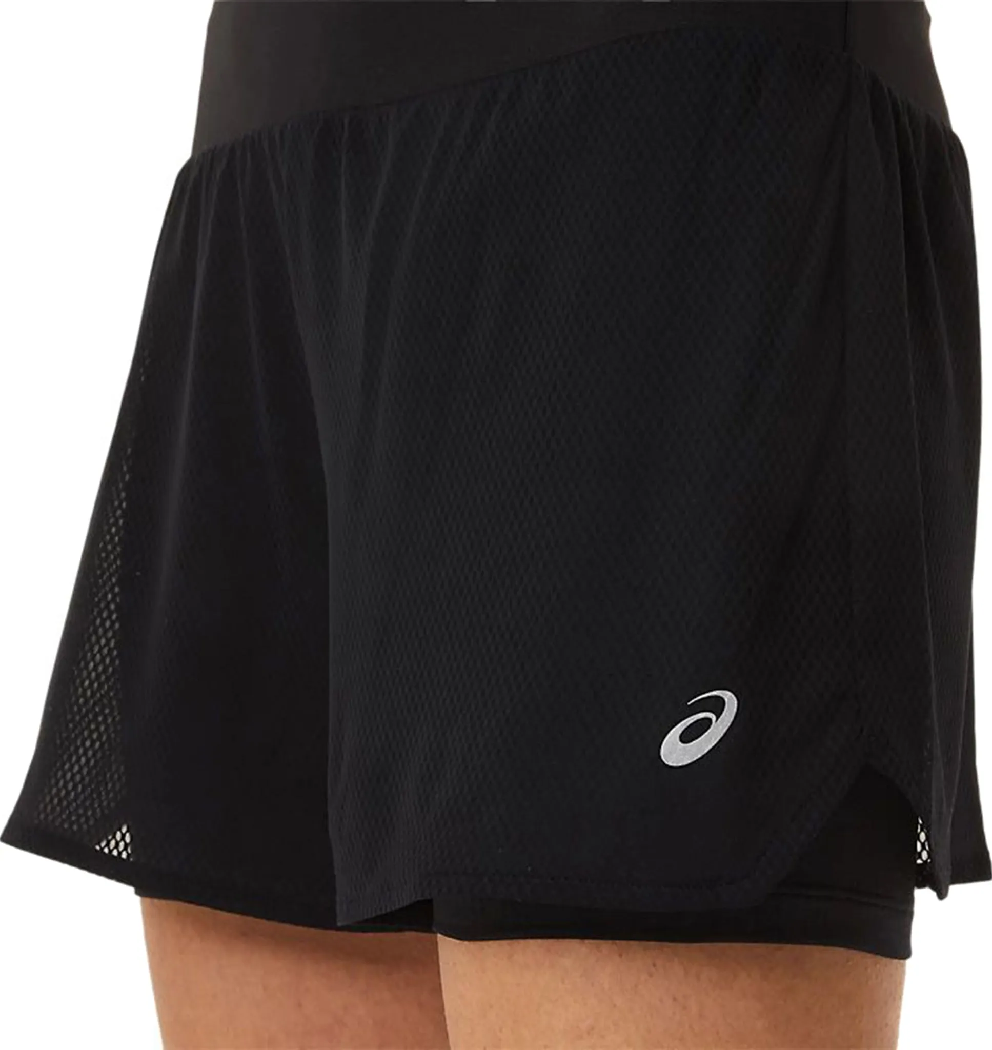Ventilate 2-In-1 3.5 In Running Shorts - Women's|-|Short de course 2-en-1 3,5 pouces Ventilate - Femme sold by Altitude Sports product image thumbnail 3